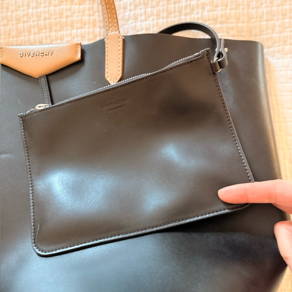 Givenchy Black and Tan Tote Bag - Picture 12 of 16